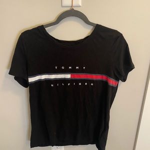 Black Tommy Hilfiger T-shirt